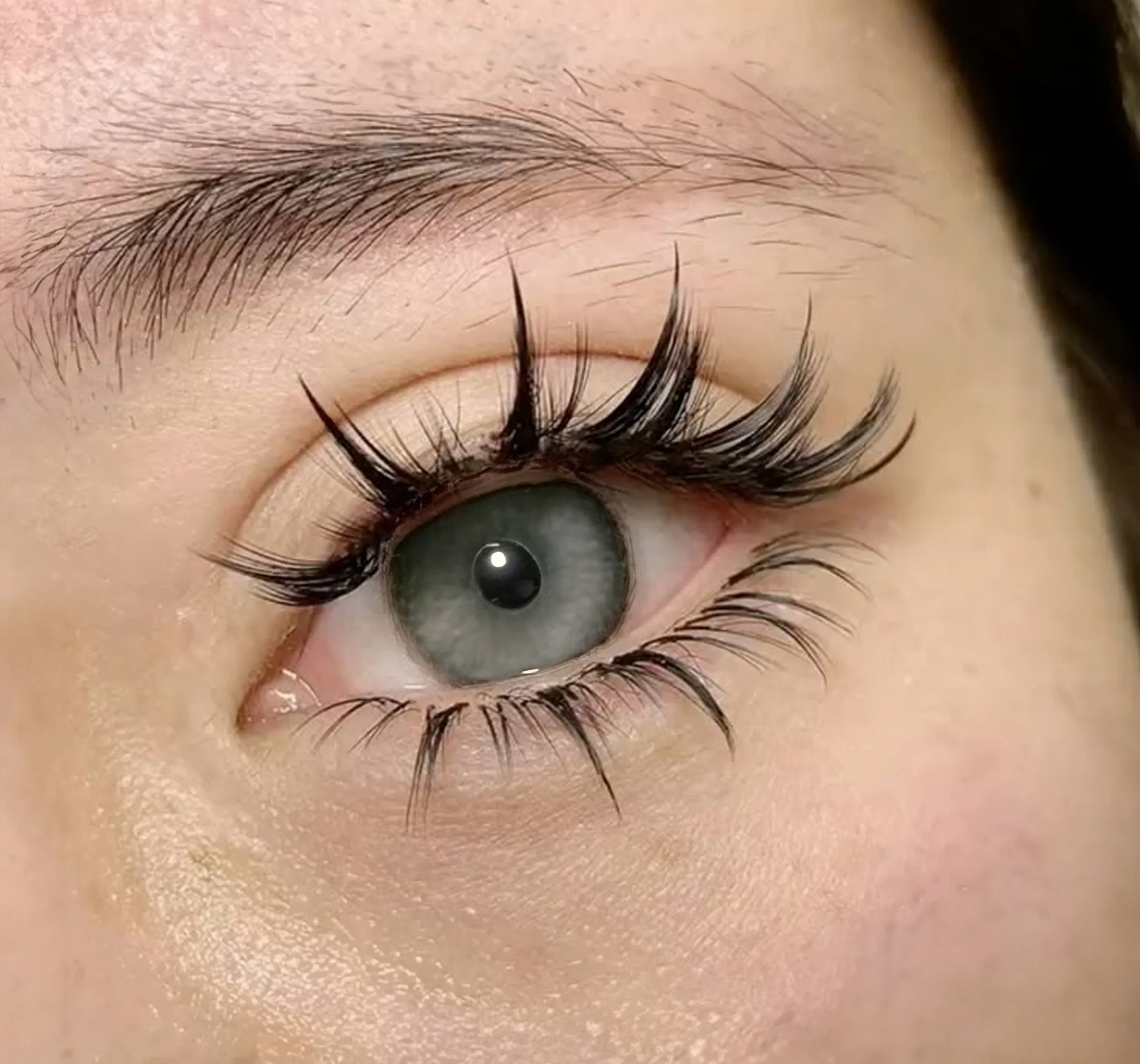 Weit auseinanderliegende Augen — Referenzfoto der Augenform